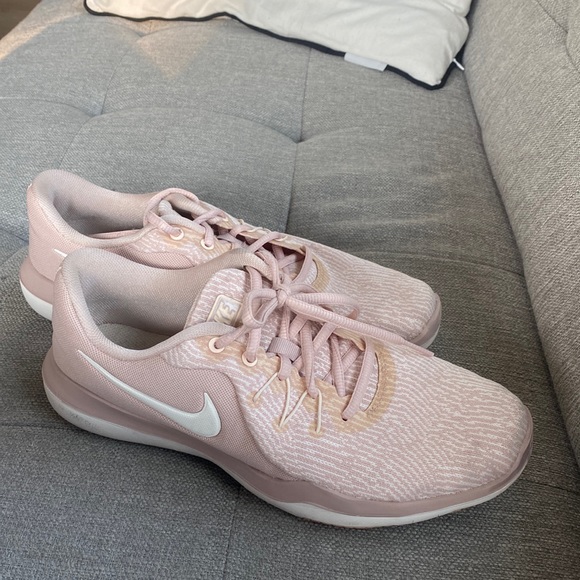 Nike Flex Blush 8.5 Great Condition!